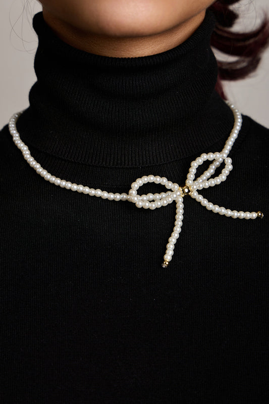 Pearl Bow Necklace
